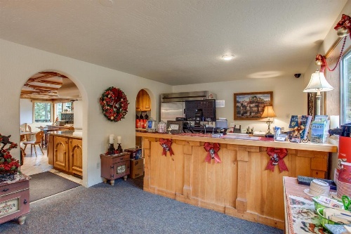 Alpine Rivers Inn image 36