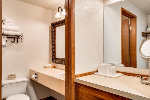 Alpine Rivers Inn image 5