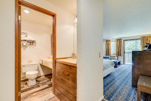 Alpine Rivers Inn image 8
